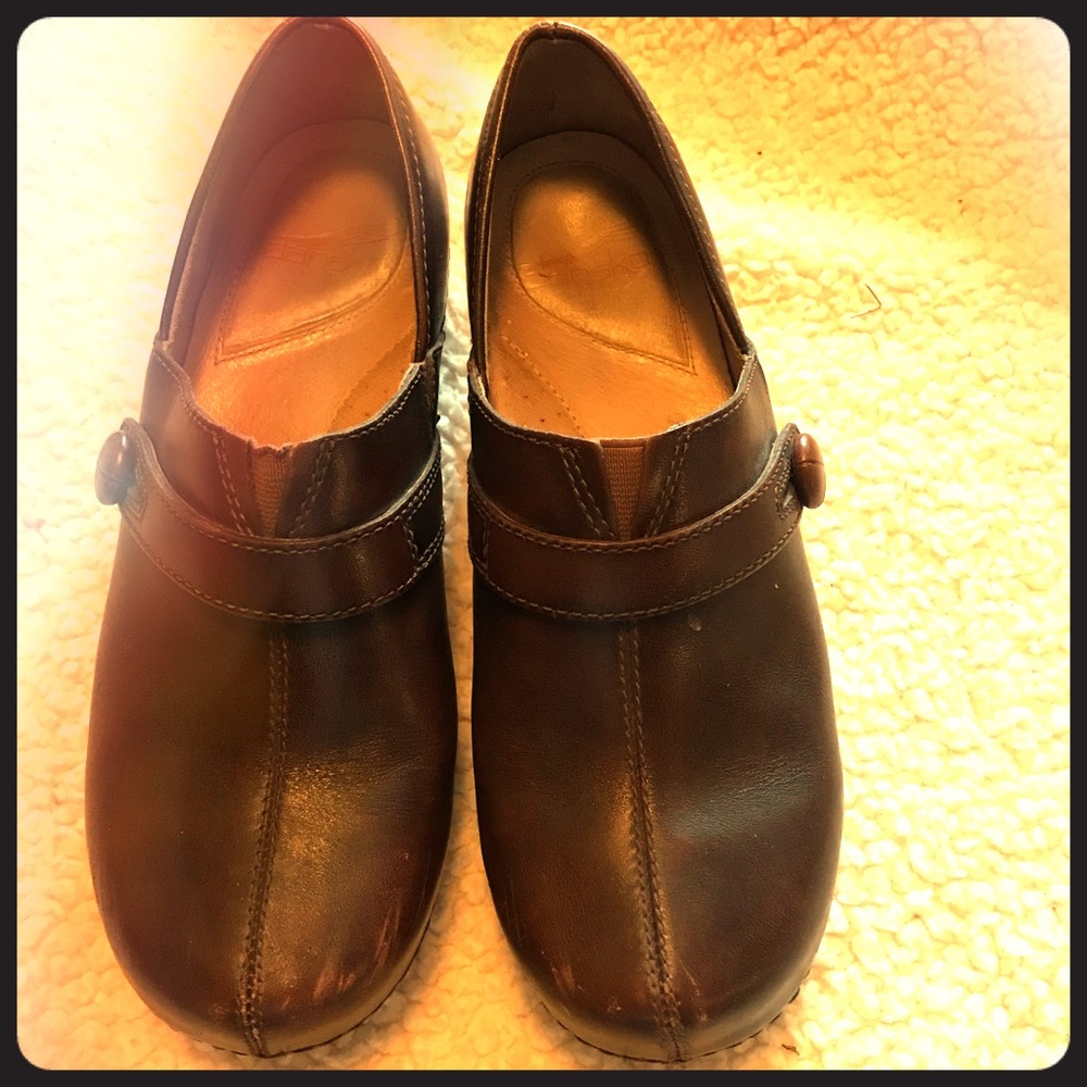 Dansko shoes size 7